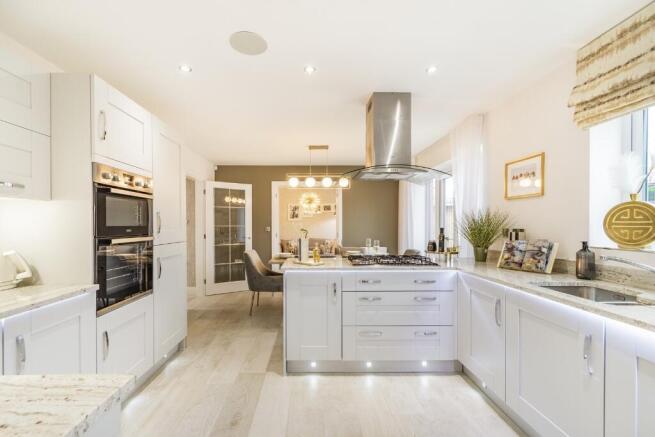 4 bed Detached for sale Image 5