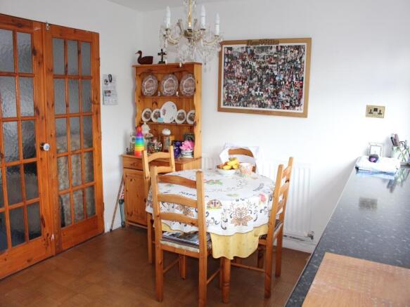 Kitchen / Dining Room