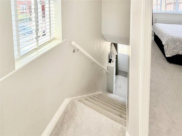 2 bed Semi-Detached for sale Image 8