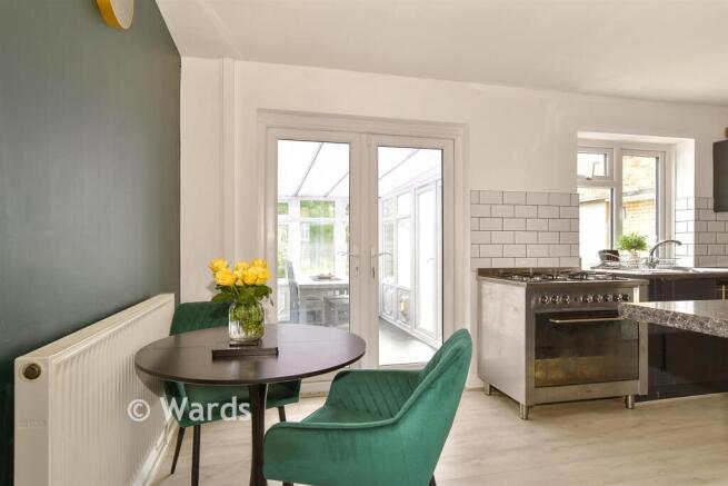 Kitchen/Dining Area