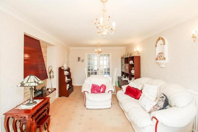 3 bed Detached for sale Image 7