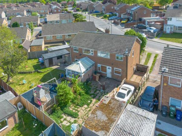 3 bed Semi-Detached for sale Image 11