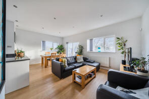 Flat 16, 85 Knights Court, Kings Hall Road, Beckenham BR3 1LR