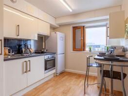 8 Melrose Cottage, Crown Place, Reading RG1 5AE