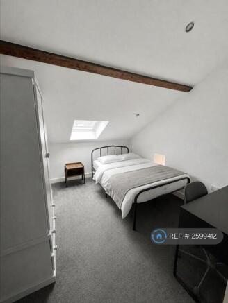 2 bed Flat to rent Image 4