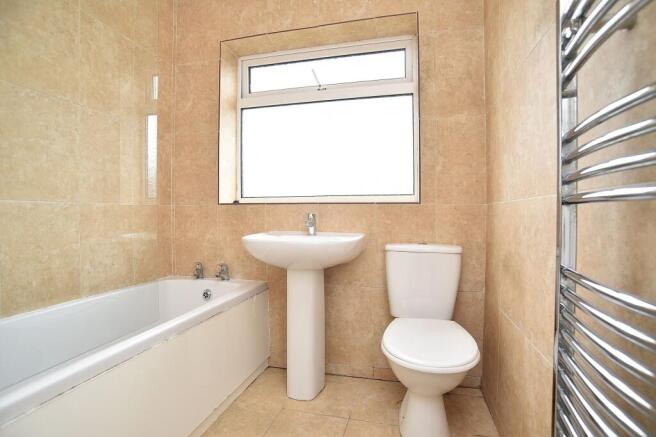 2 bed Terraced for sale Image 7