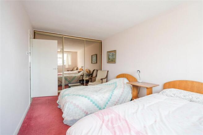 Bedroom 1 (2)