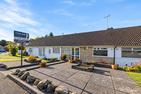 Farmdale Avenue, Borstal, Rochester, ME1 3HT