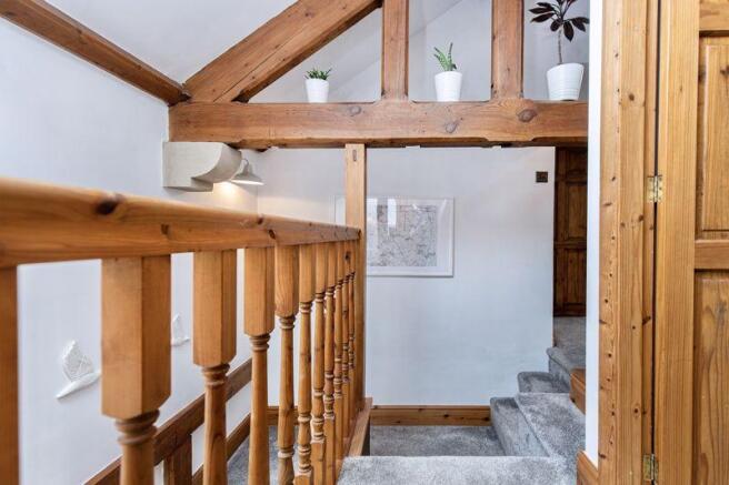 Upper Floor La...