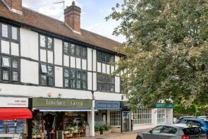 27, Bishopsmead Parade, Leatherhead KT24 6RT