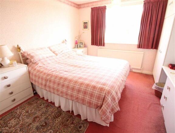 Bedroom 1: