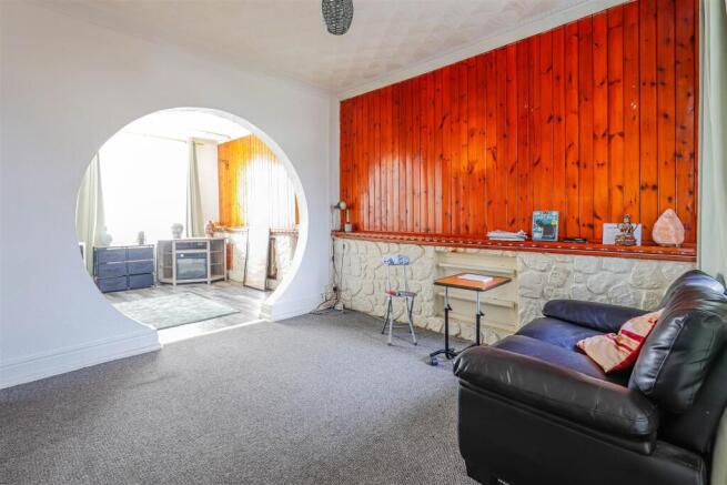 Chesterfield St_-4.jpg