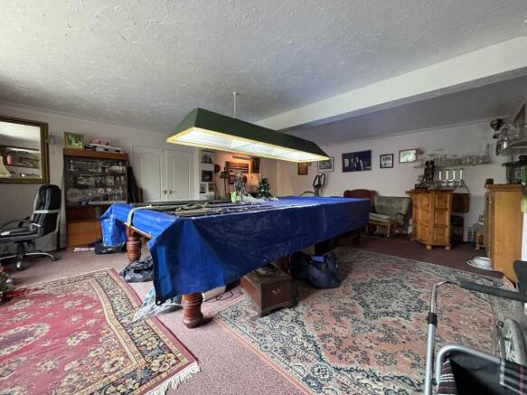 4 bed Detached for sale Image 7