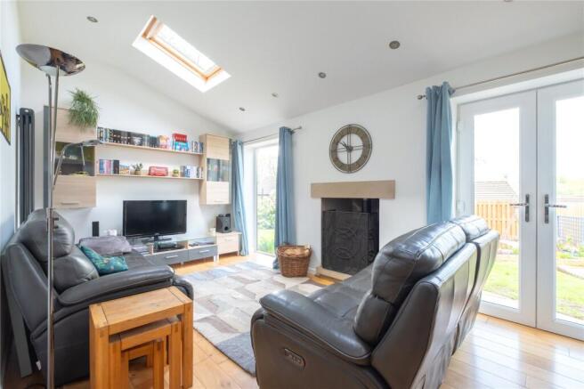 4 bed Detached for sale Image 11