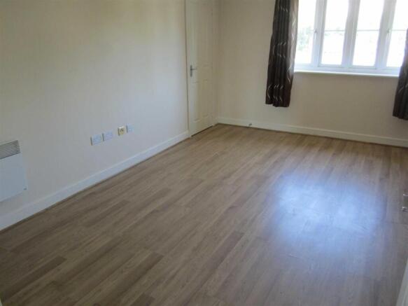 Open Plan Kitchen/Living Area