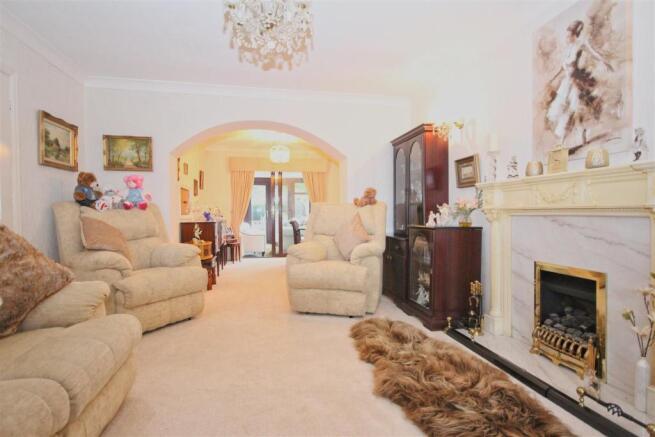 18 Fountain Close HESSLE (17)_lzn.jpg
