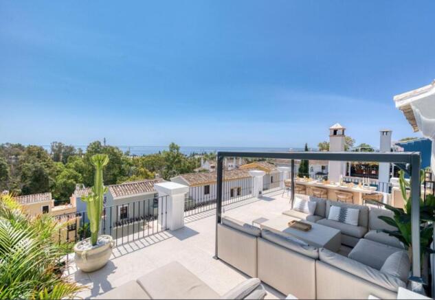 Roof terrace