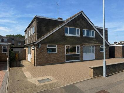 Reynard Way, Kingsthorpe, Northampton NN2