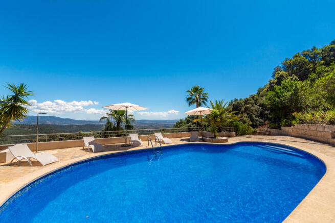 Beautiful pool area