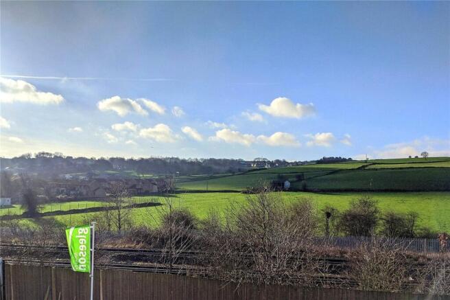 2 bed Apartment for sale Image 10