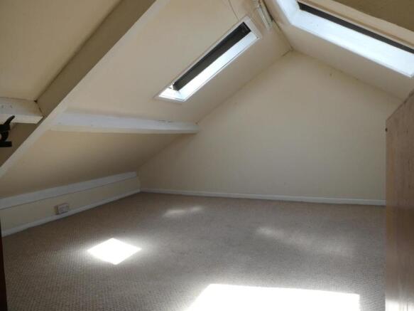 a-greenfield16.attic1.JPG