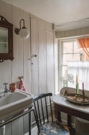 207875 - 4TowerCottages_Rye_HighRes-03.jpg