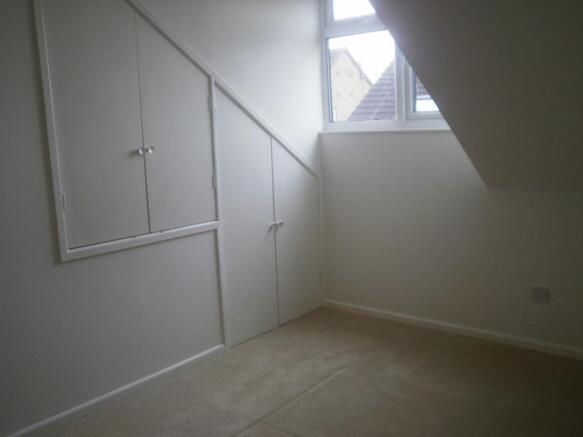 Bedroom aspect 2