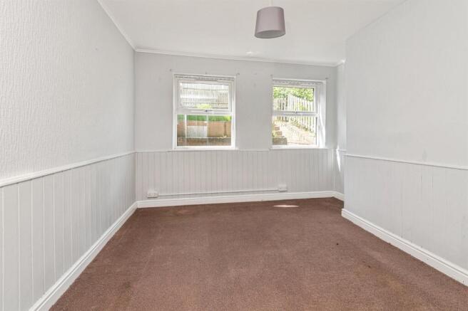 3 bed Semi-Detached for sale Image 10
