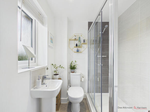 3 bed Semi-Detached for sale Image 6