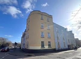 Flat 2, 26, Midland Road, St Philips, Bristol BS2 0JY