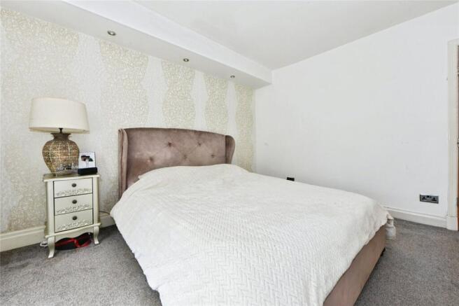 3 bed Semi-Detached for sale Image 11