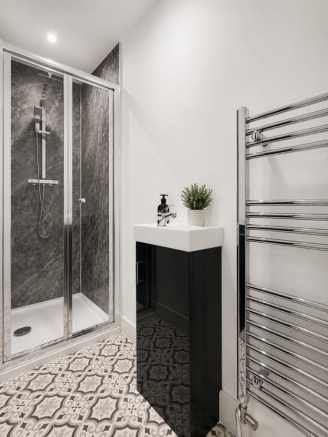 Ensuite