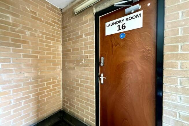 COMMUNAL LAUNDRY ROOM