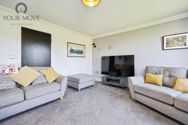 4 bed Semi-Detached for sale Image 11