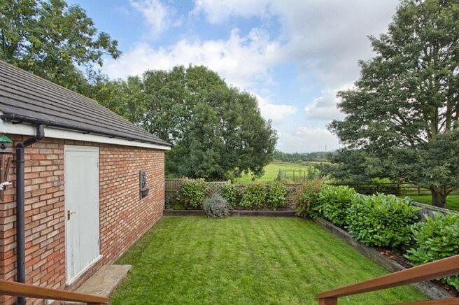 Rear Garden &a...