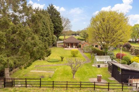 Copthorne Bank, Copthorne, RH10