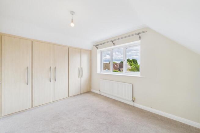 3 bed Semi-Detached Bungalow for sale Image 10