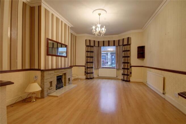 Living Room Pic 1