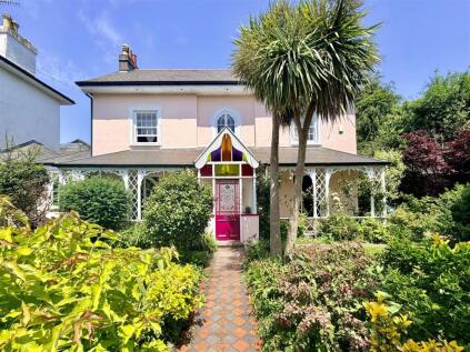 Laira Avenue, Plymouth