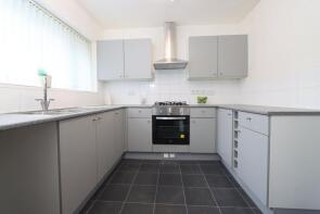 30, Heathfield Gardens, Stourbridge DY8 3YD
