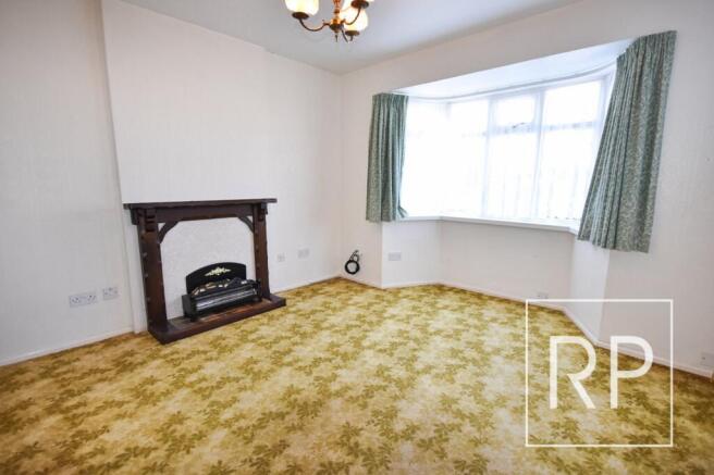 Aldersley Road, Tettenhall, Wolverhampton, WV6 photo 4