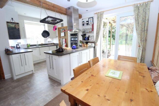 Kitchen/Breakf...