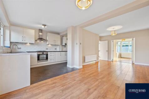 Tavistock Avenue, Perivale, Middlesex, UB6