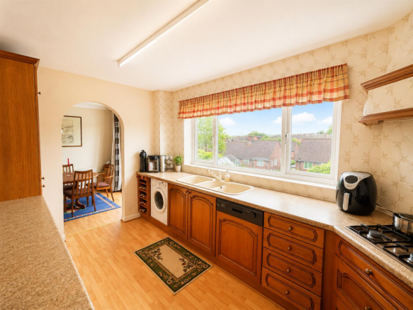 Fitted Kitchen