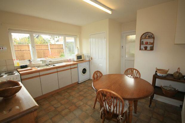 Kitchen/Breakfast Ro