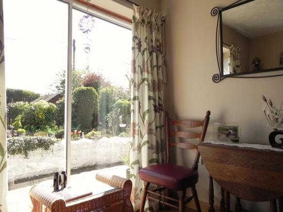 Sun Lounge 1 (Property Image)