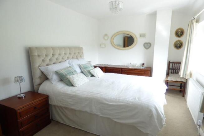 Bedroom 1 - 2