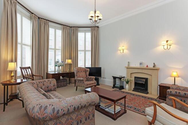 4 bed Semi-Detached for sale Image 12