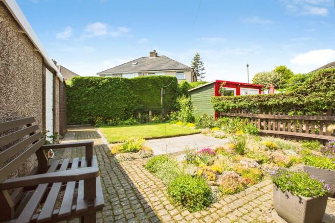 3 bed Semi-Detached for sale Image 9