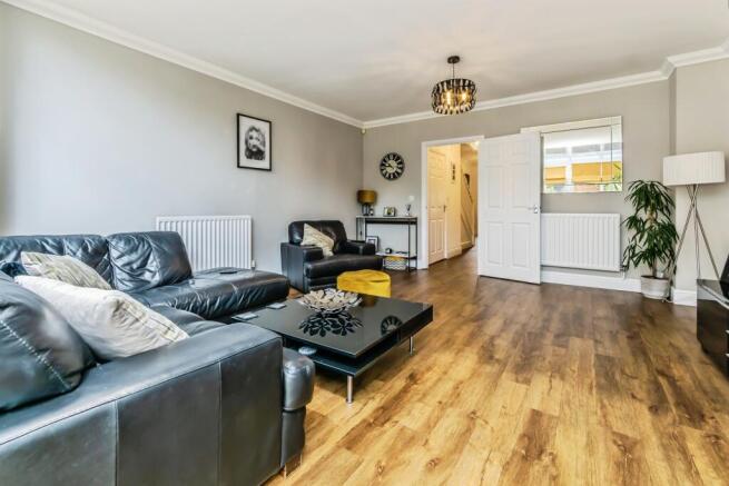 Bay Trees, Oxted, RH8 photo 4
